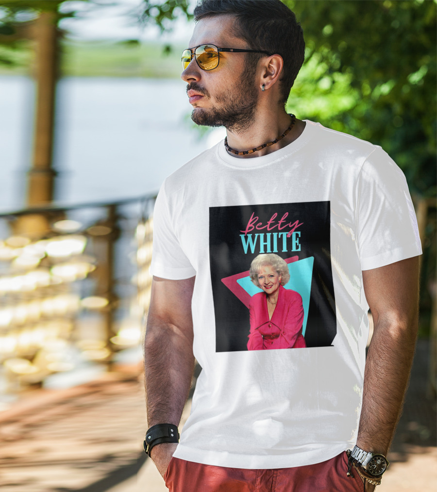 Betty White Golden Girls T-Shirt
