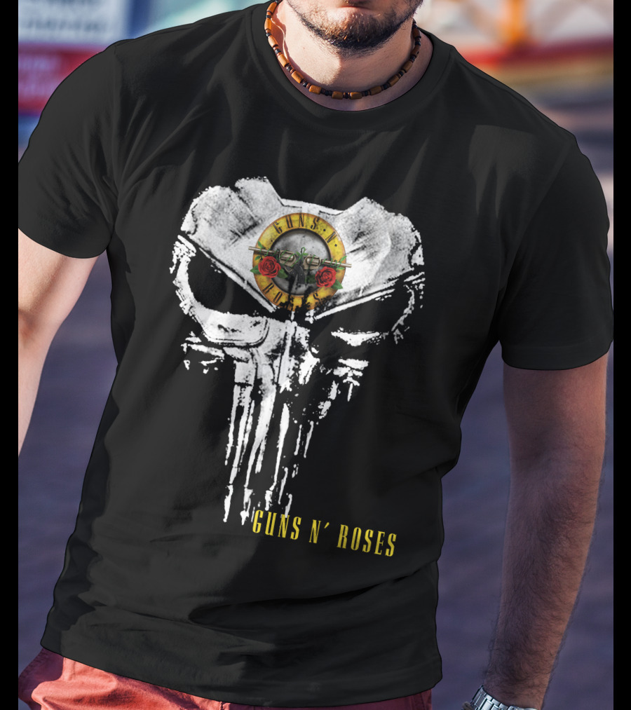 Guns N' Roses Punisher Skull Icon With Revolvers And Red Roses T-Shirt