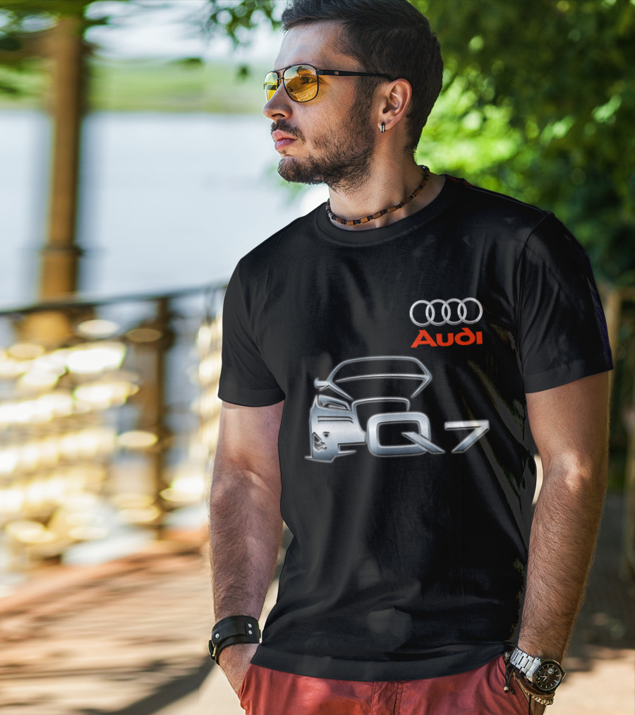 Audi Q7 With Rings T-Shirt