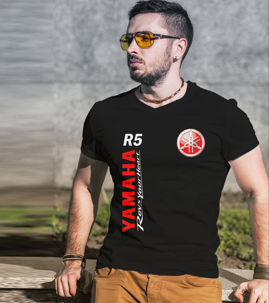 Yamaha R5 Revs Your Heart T-Shirt