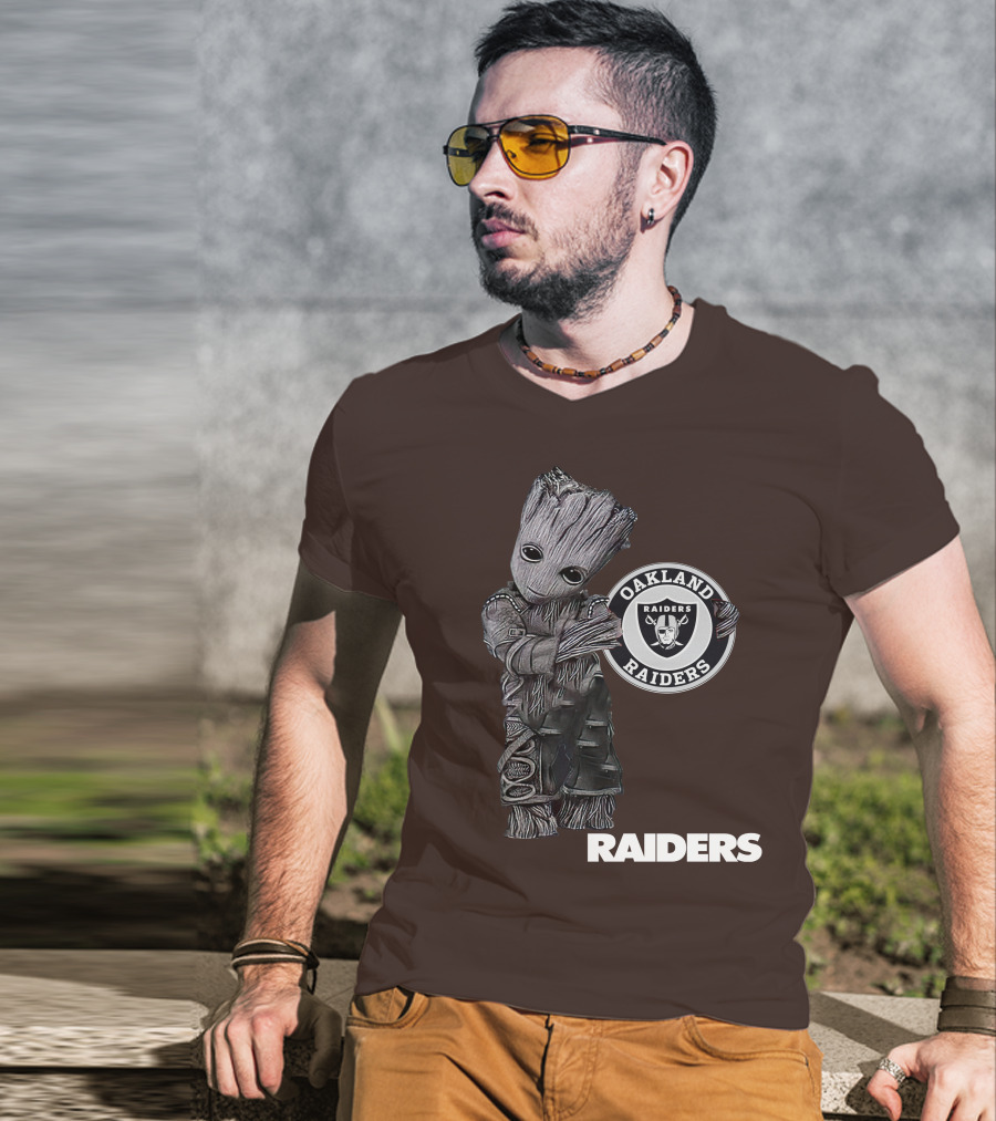 Oakland Raiders Groot Holding T-Shirt