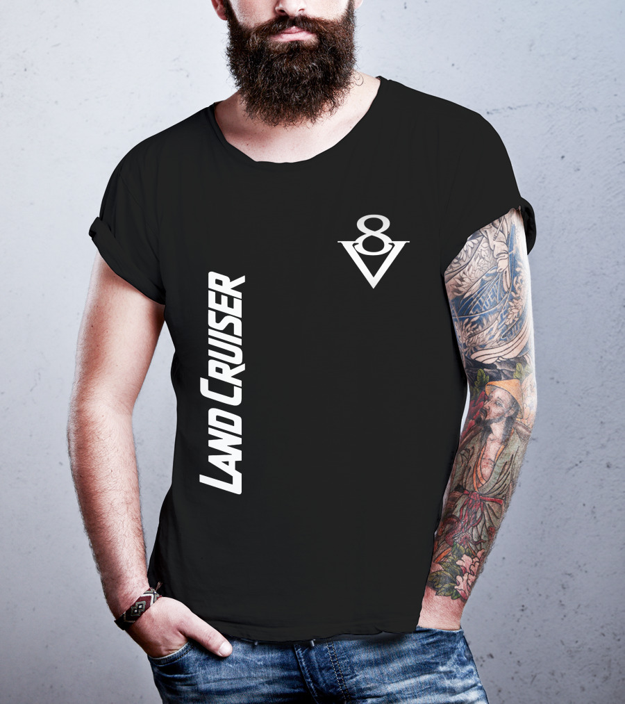 LAND CRUISER V8 T-Shirt