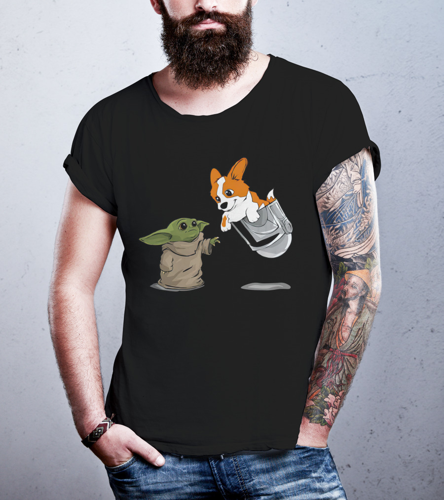 Cute Corgi With Baby Alien Companion T-Shirt