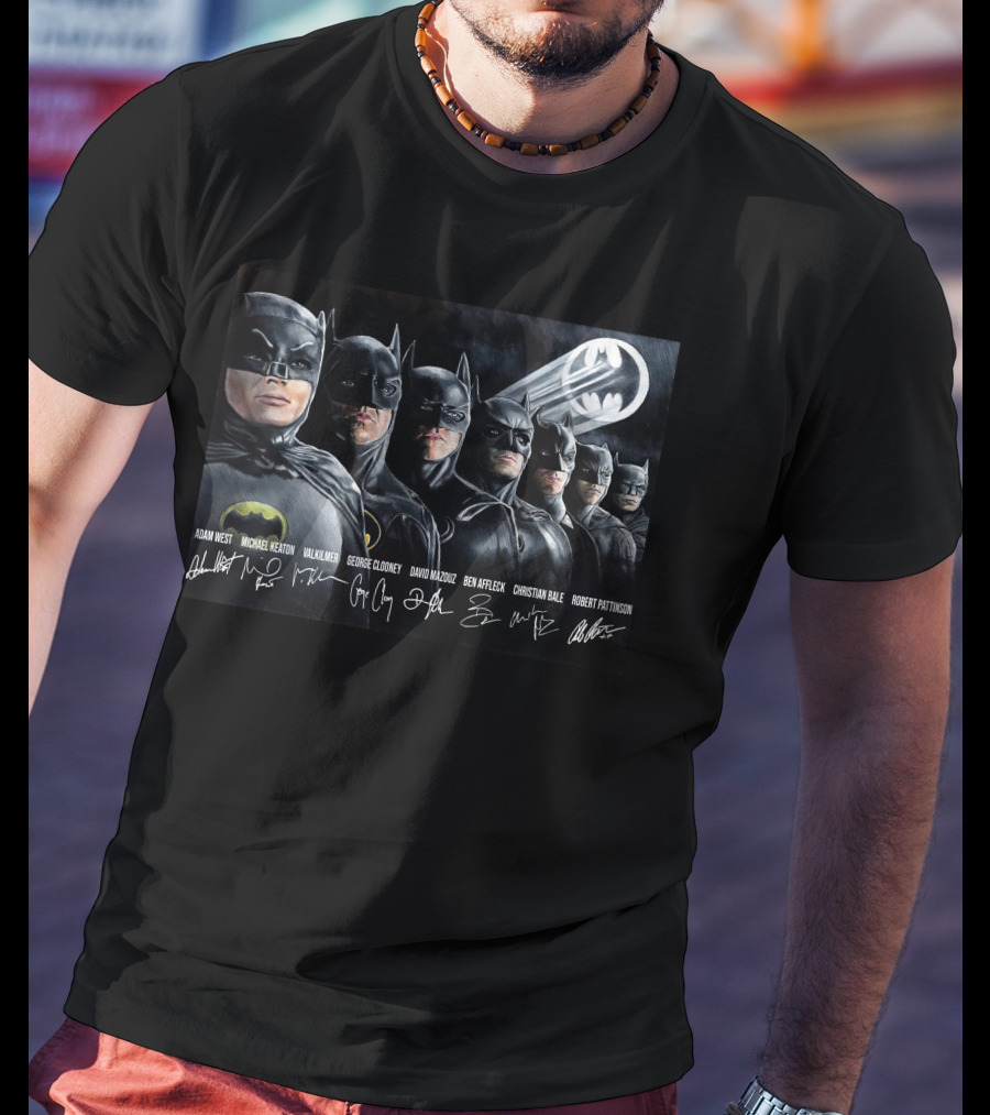 Adam West Michael Keaton Val Kilmer George Clooney David Mazouz Ben Affleck Christian Bale Robert Pattinson Batman Bat-Signal T-Shirt