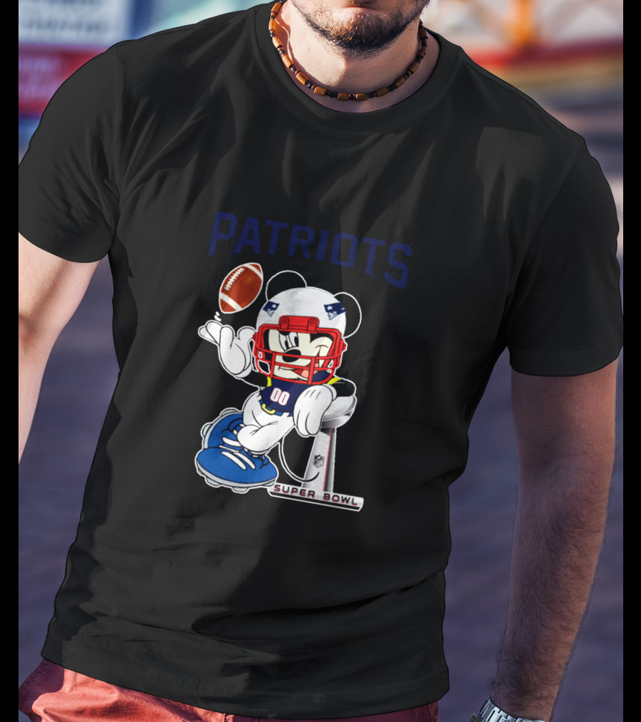 Patriots Super Bowl Mickey Mouse Nfl Football T-Shirt