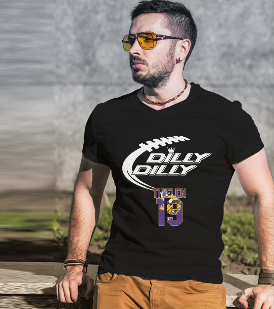 Dilly Dilly Minnesota Vikings Adam Thielen 19 Football T-Shirt