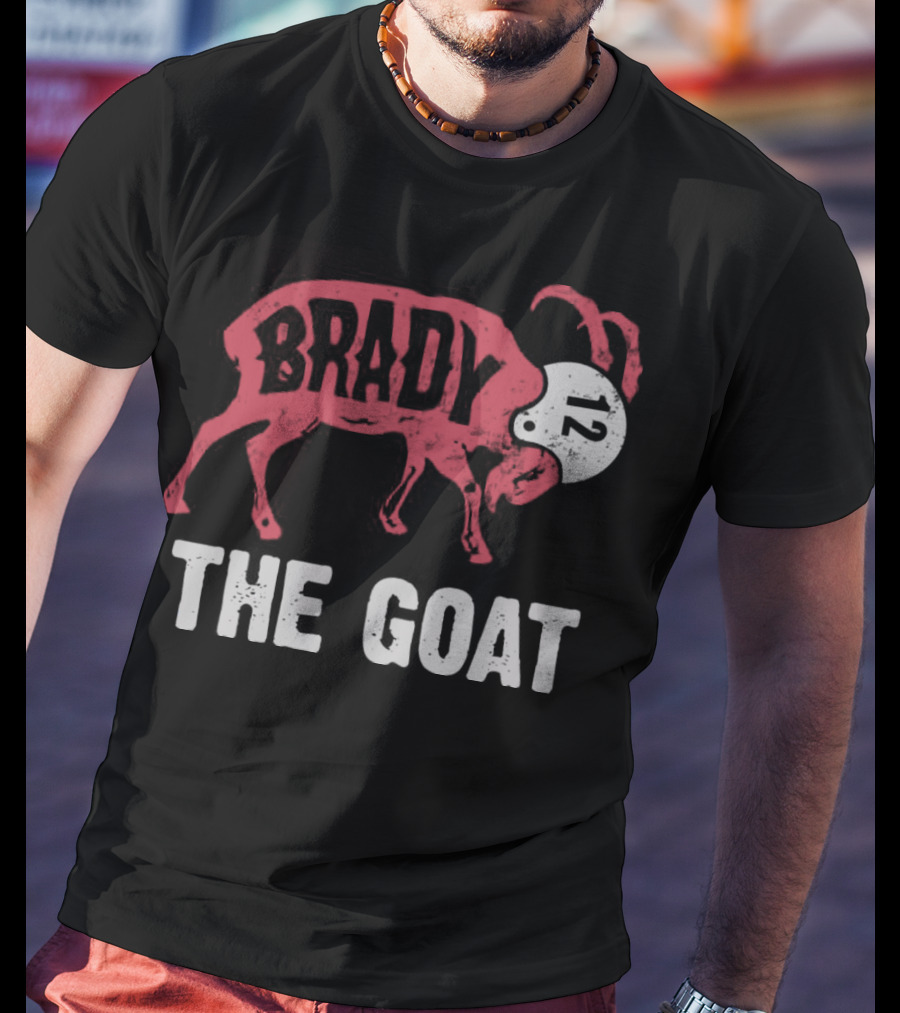 Brady 12 The Goat Graphic With Number Helmet T-Shirt