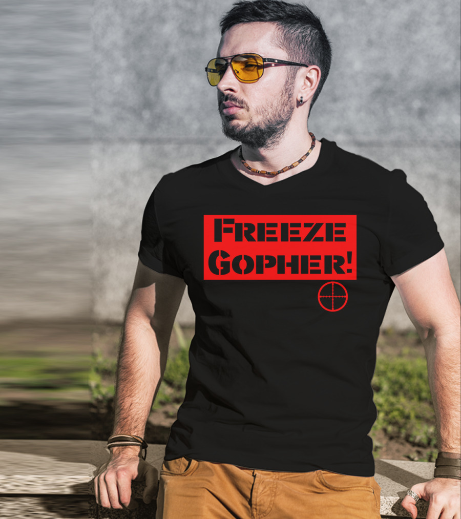 Freeze Gopher Red Stencil With Crosshair Target T-Shirt