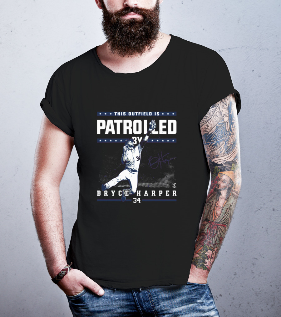 Bryce Harper Patrolling This Outfield Catch Action T-Shirt