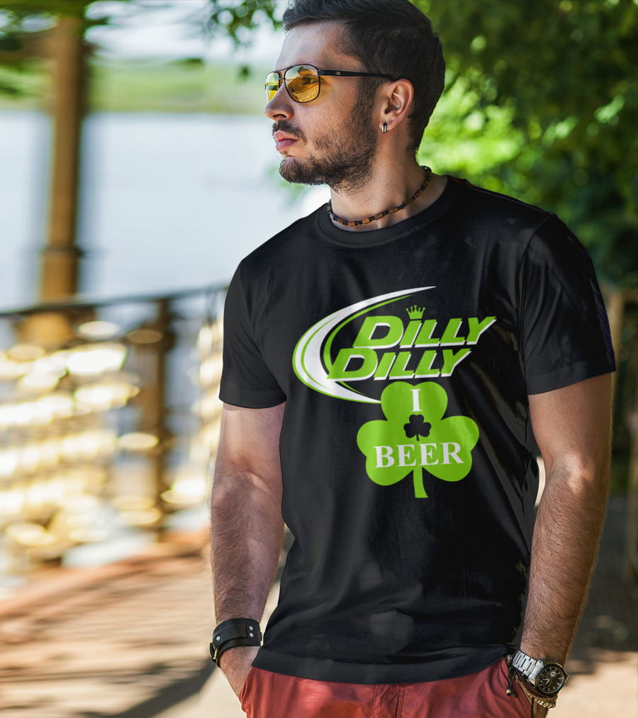 Dilly Dilly I Shamrock Beer Green Clover With Crown T-Shirt