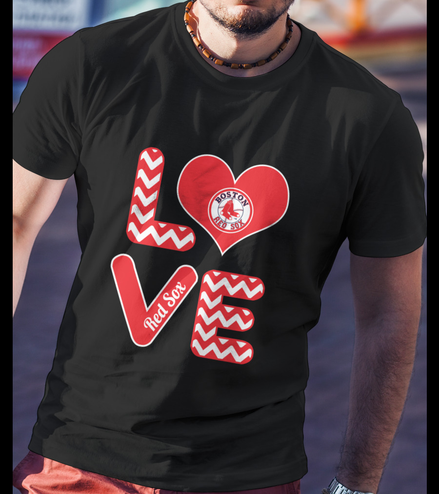 Boston Red Sox Love Heart Fans Baseball Chevron T-Shirt