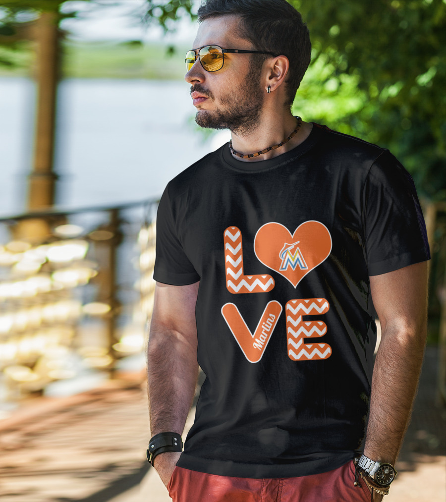Love Marlins Heart Pattern Miami Baseball Fans T-Shirt