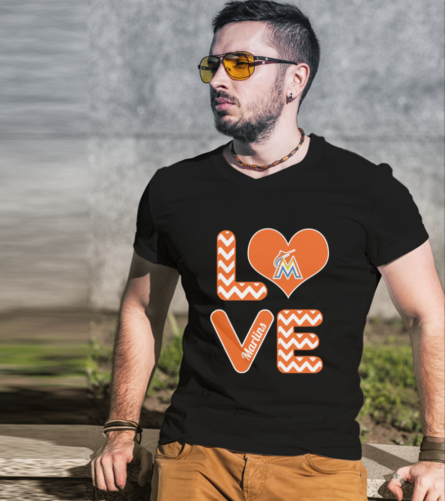 Love Marlins Heart Pattern Miami Baseball Fans T-Shirt