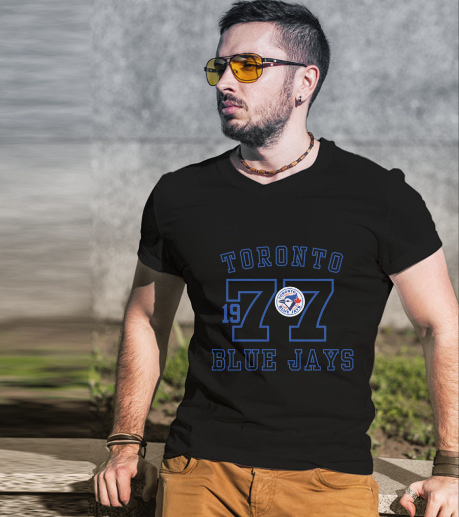 Toronto Blue Jays 1977 Vintage Logo Classic Sports T-Shirt