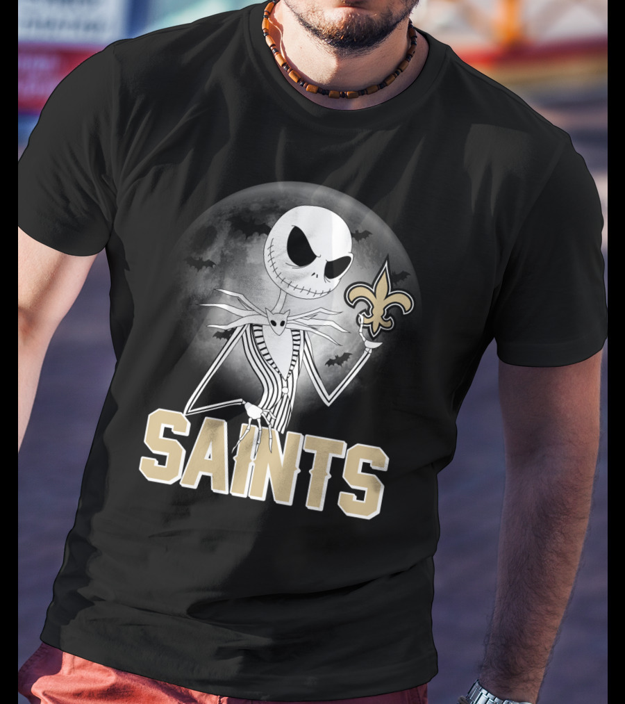 Jack Skellington Holding Fleur-De-Lis Halloween New Orleans Saints T-Shirt