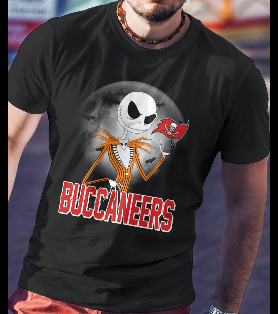 Jack Skellington Halloween Tampa Bay Buccaneers T-Shirt