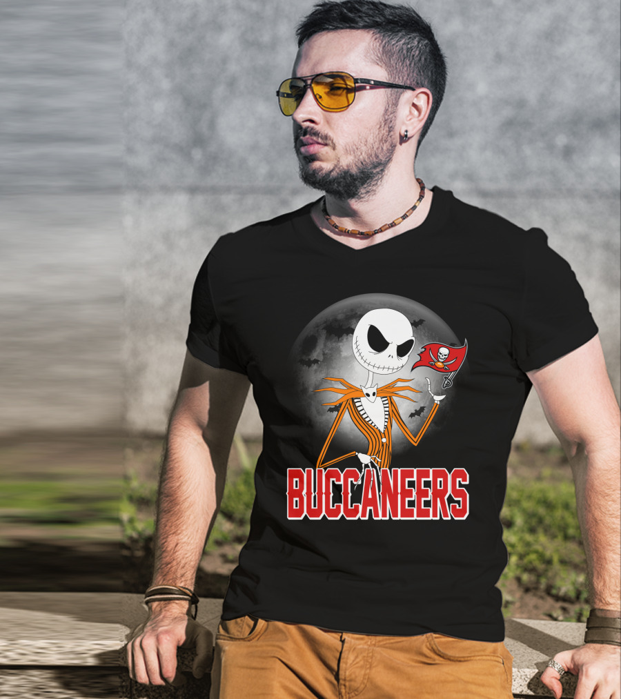 Jack Skellington Halloween Tampa Bay Buccaneers T-Shirt