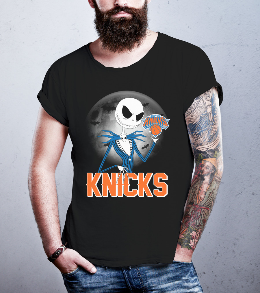 Jack Skellington New York Knicks Halloween Basketball Moon Scene T-Shirt