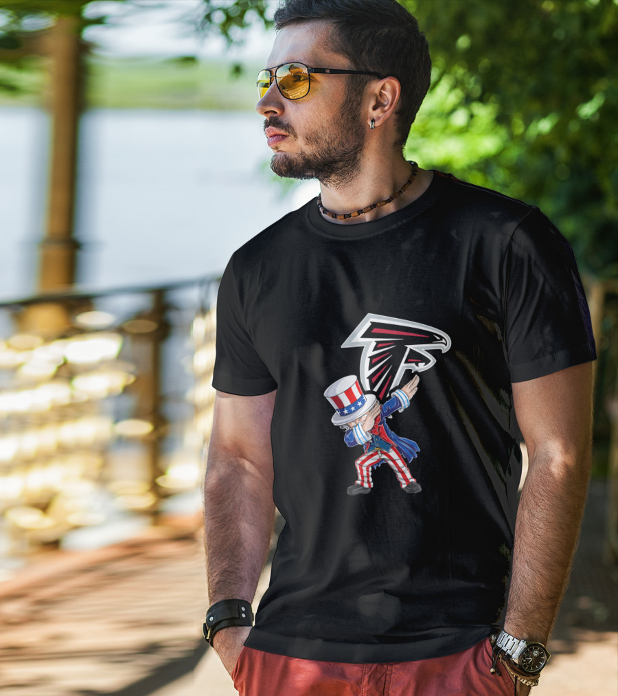 Uncle Sam Dabbing With Atlanta Falcons Emblem For 4Th July Celebrations T-Shirt