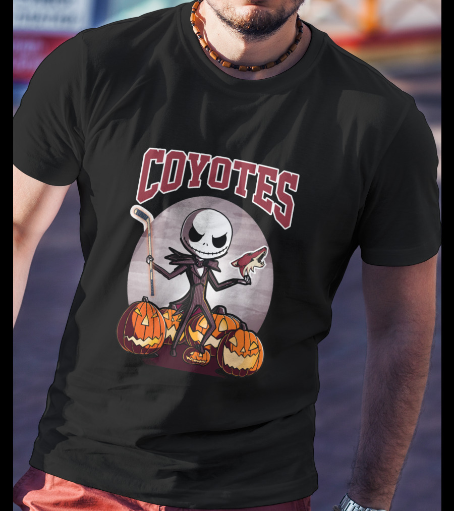 Jack Skellington Arizona Coyotes Hockey Halloween Pumpkins T-Shirt