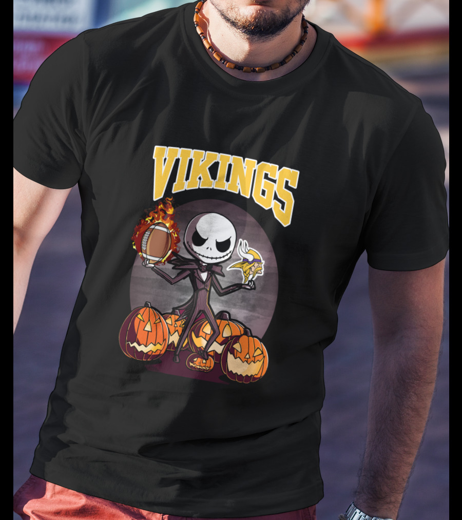 Jack Skellington Halloween Minnesota Vikings Football And Pumpkins T-Shirt