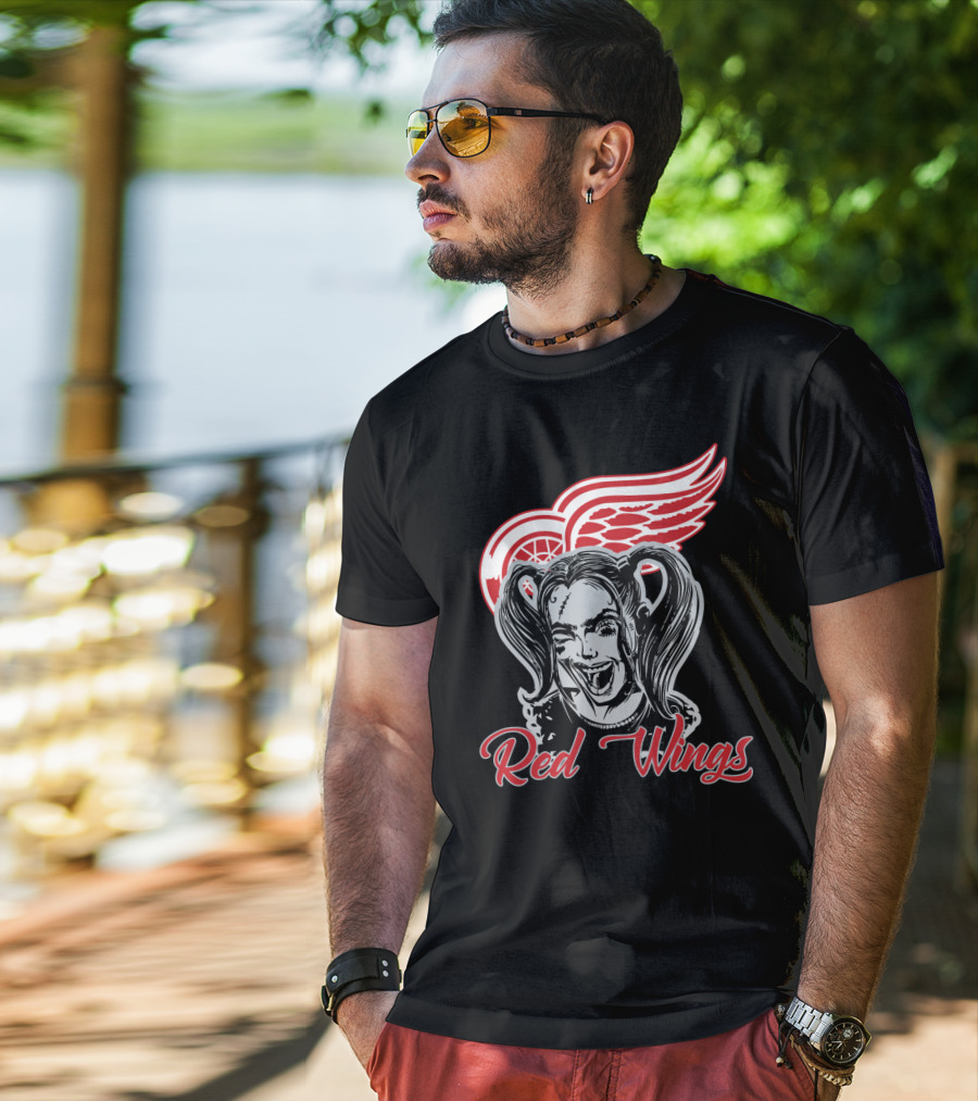 Harley Quinn Meets Detroit Red Wings Fans Extravaganza T-Shirt