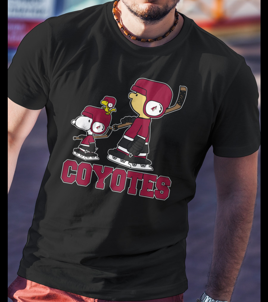 Snoopy Ice Hockey Coyotes Fans Peanuts Arizona Nhl Team T-Shirt