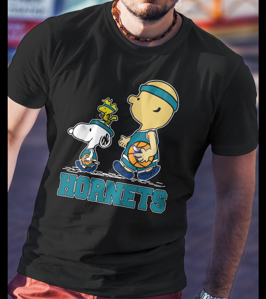 Snoopy Woodstock Basketball Hornets Fans T-Shirt