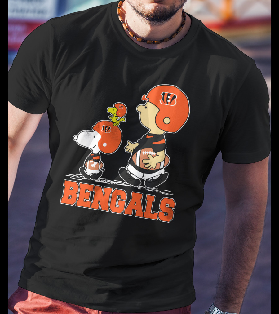 Snoopy Charlie Bengals Football Fans Peanuts Sports Team T-Shirt