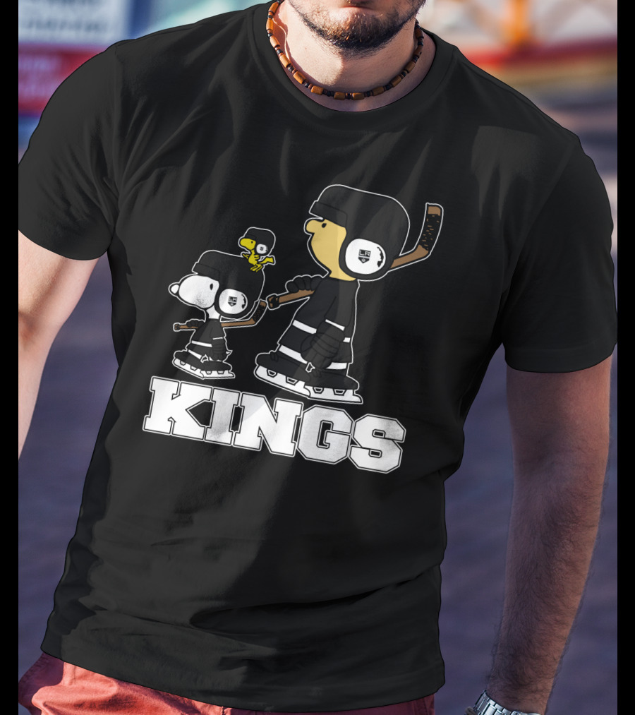 Snoopy Woodstock And Los Angeles Kings Hockey Fans Ice Skating T-Shirt