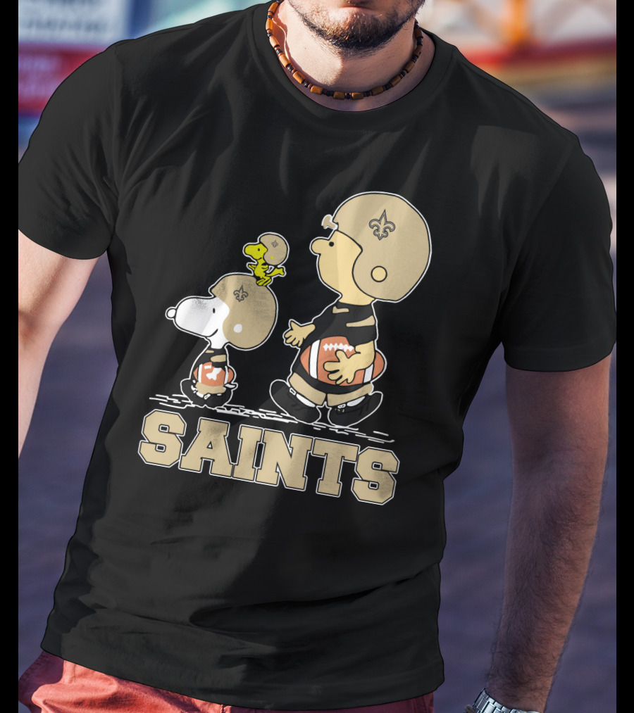 Snoopy Woodstock Charlie Brown New Orleans Saints Fans T-Shirt