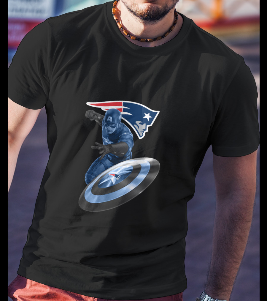 New England Patriots Captain America Crossover Shield T-Shirt
