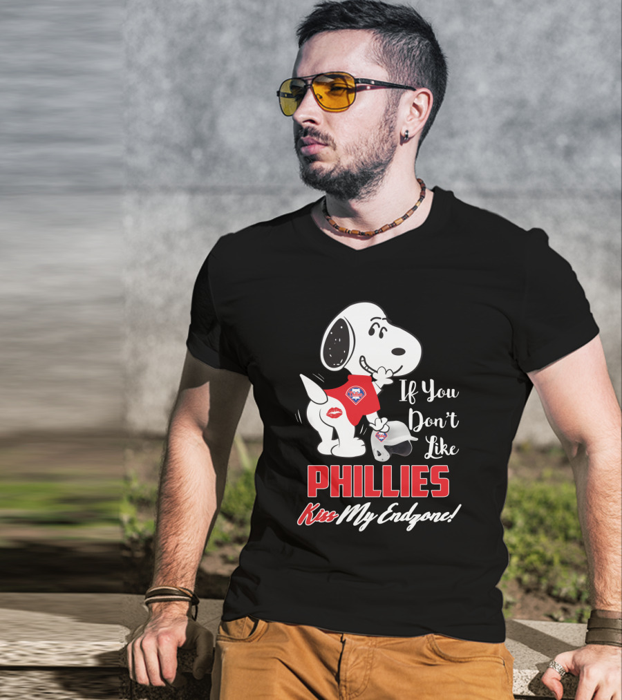 If You Don't Like Phillies Kiss My Endzone Snoopy Phillies Fans T-Shirt