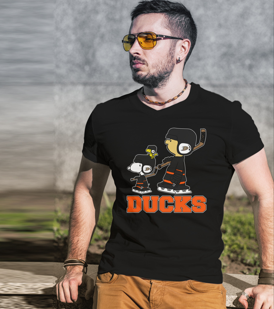 Snoopy And Woodstock Anaheim Ducks Hockey Fans T-Shirt