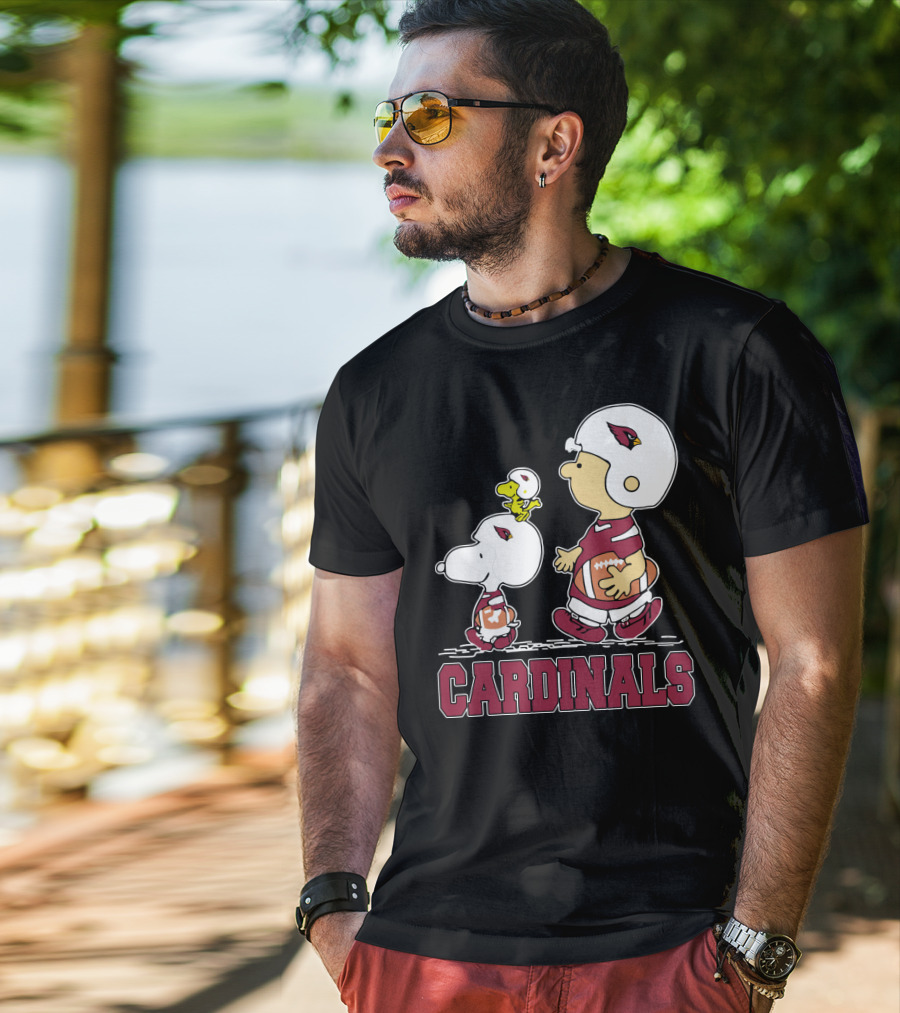 Snoopy And Woodstock With Cardinals Football Helmets And Team Spirit T-Shirt