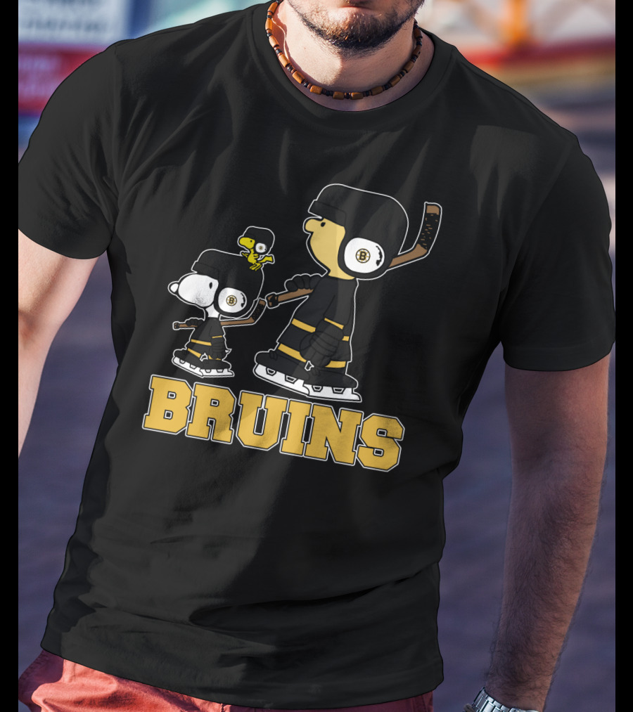 Snoopy Woodstock Boston Bruins Hockey Gear Fans T-Shirt