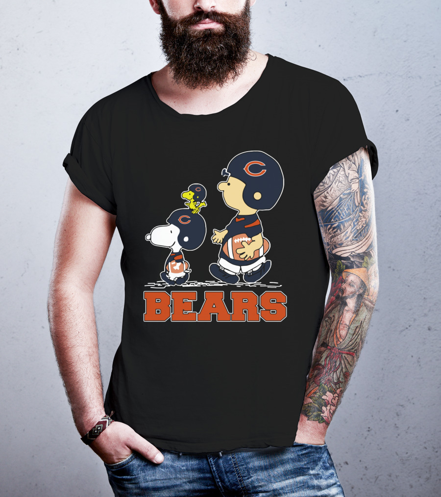 Snoopy Woodstock And Charlie Brown Bears Football Fans T-Shirt