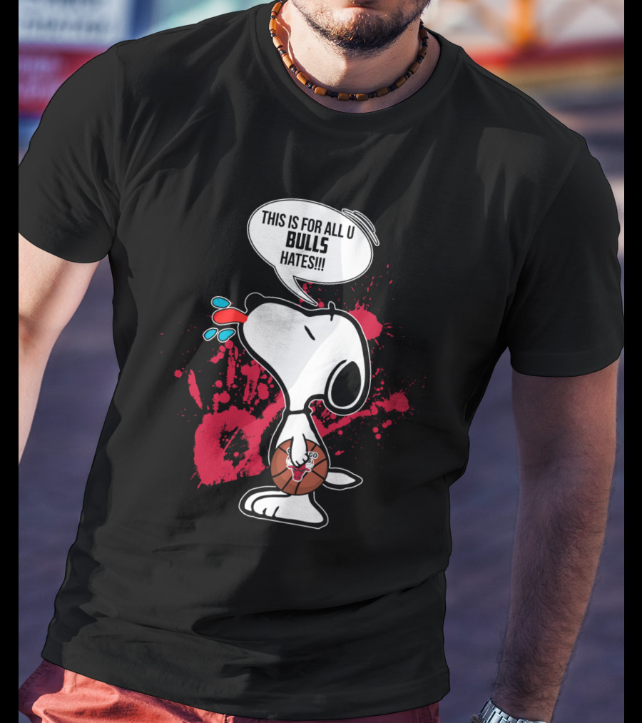 Snoopy Chicago Bulls Fan Team Spirit T-Shirt