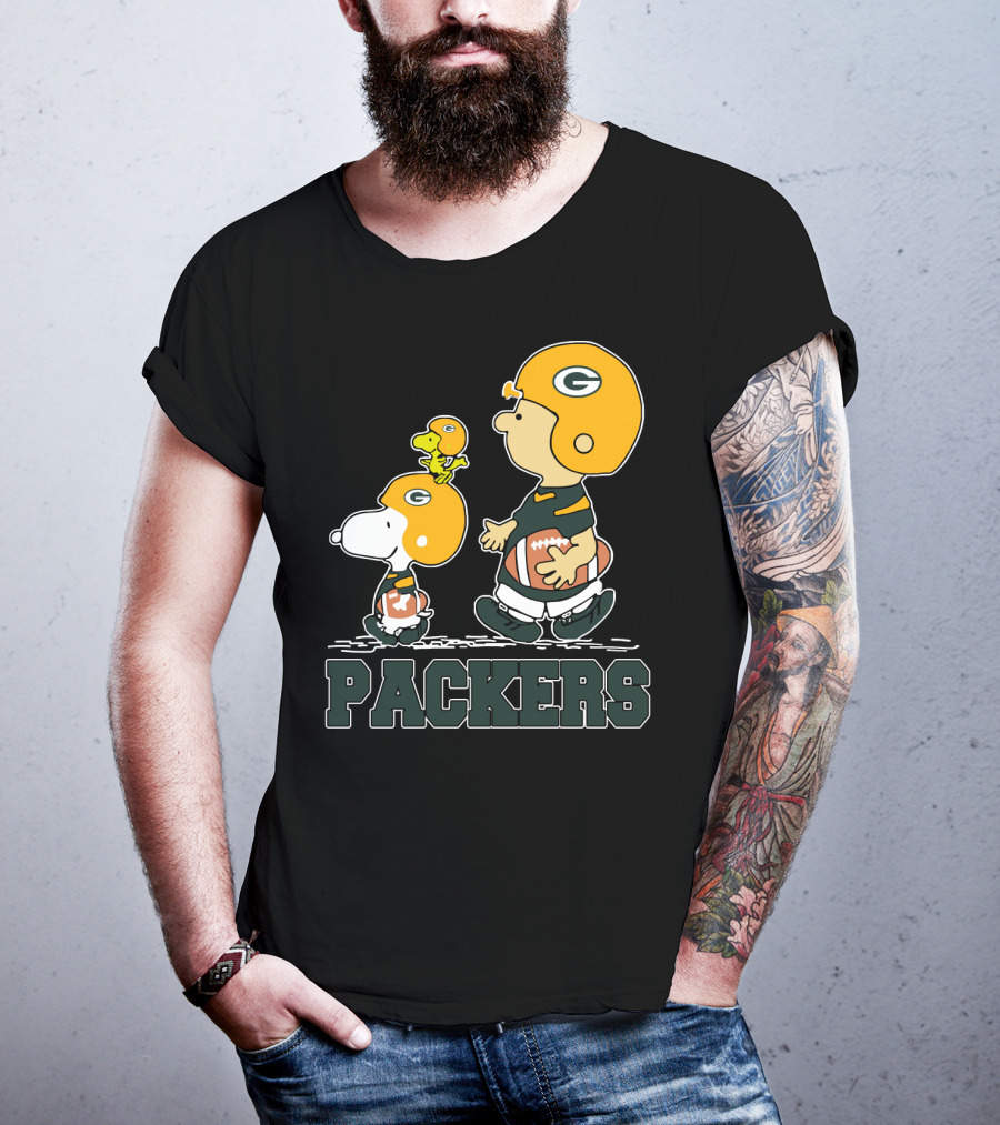 Snoopy Packers Fans Football With Woodstock And Charlie Brown T-Shirt