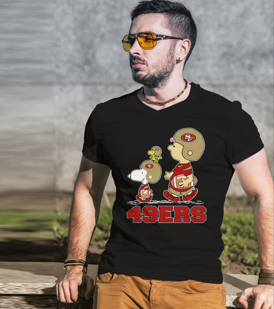 Snoopy Woodstock And Charlie Brown San Francisco 49ers Football Fans 49ers T-Shirt