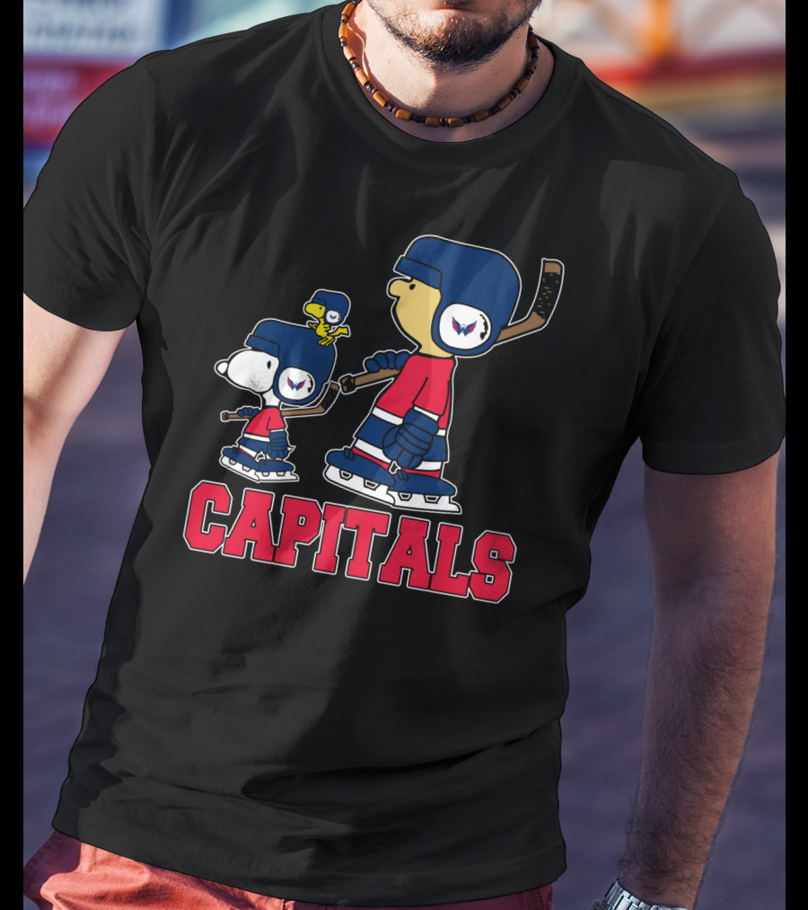 Snoopy Caps Hockey Fans Washington Capitals T-Shirt