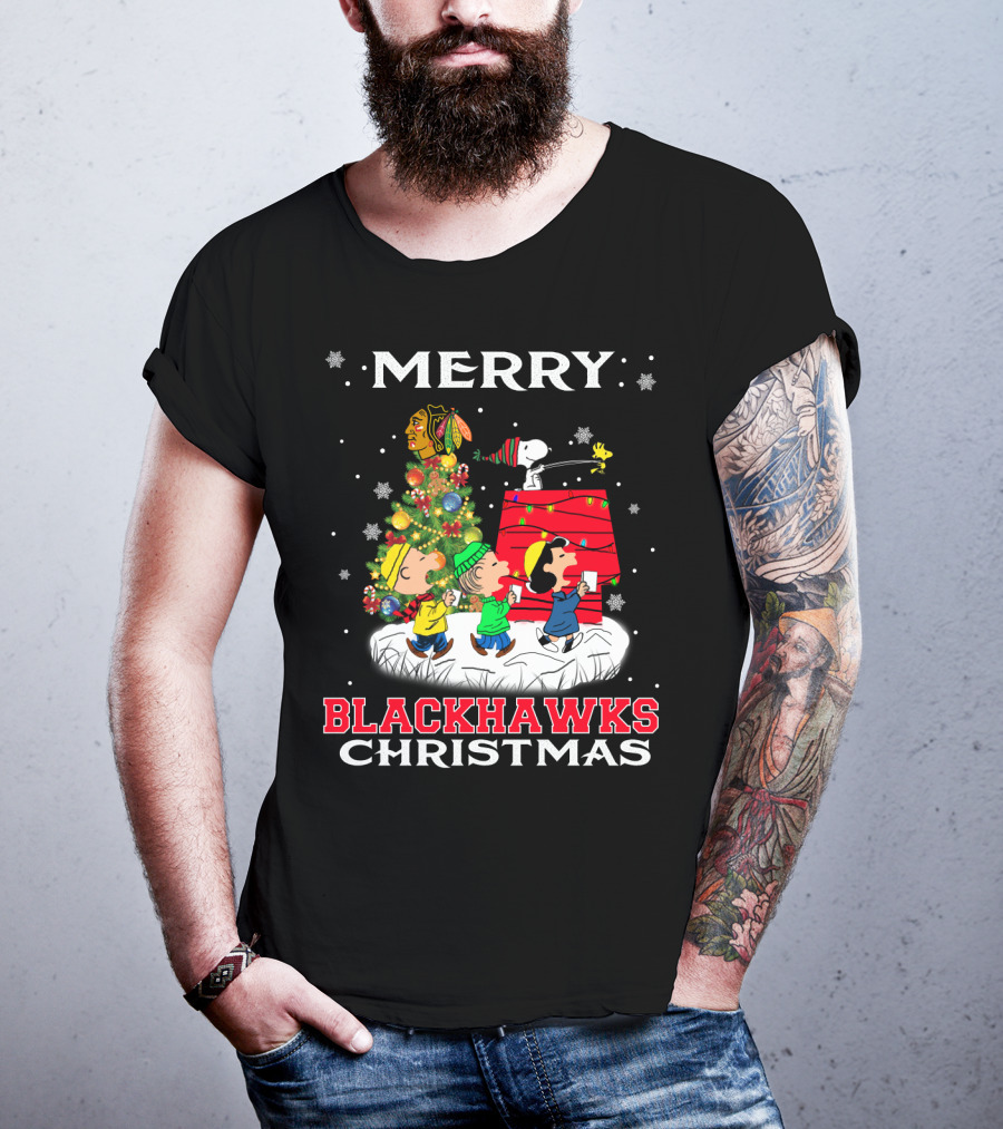 Merry Chicago Blackhawks Christmas With Snoopy And Friends T-Shirt