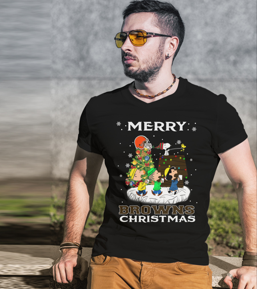 Merry Browns Christmas With Snoopy And Friends T-Shirt