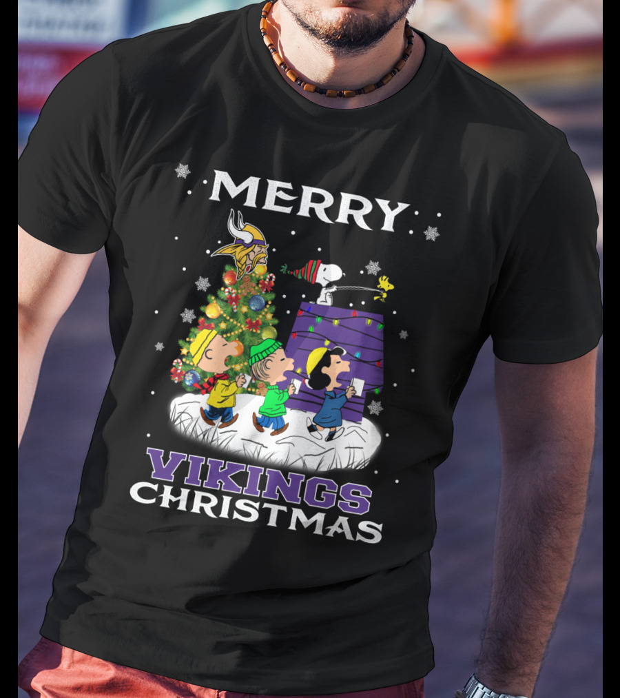 Merry Vikings Christmas With Snoopy And Friends T-Shirt