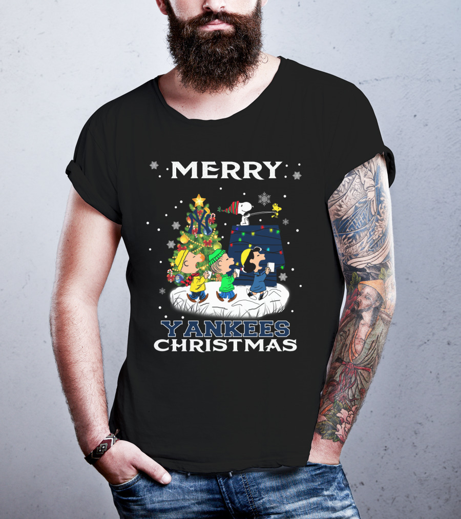 Merry Yankees Christmas Snoopy Holiday Celebration T-Shirt