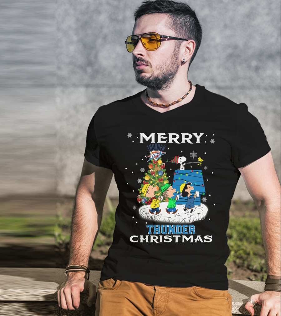 Merry Oklahoma City Thunder Christmas Peanuts Snoopy Choir T-Shirt