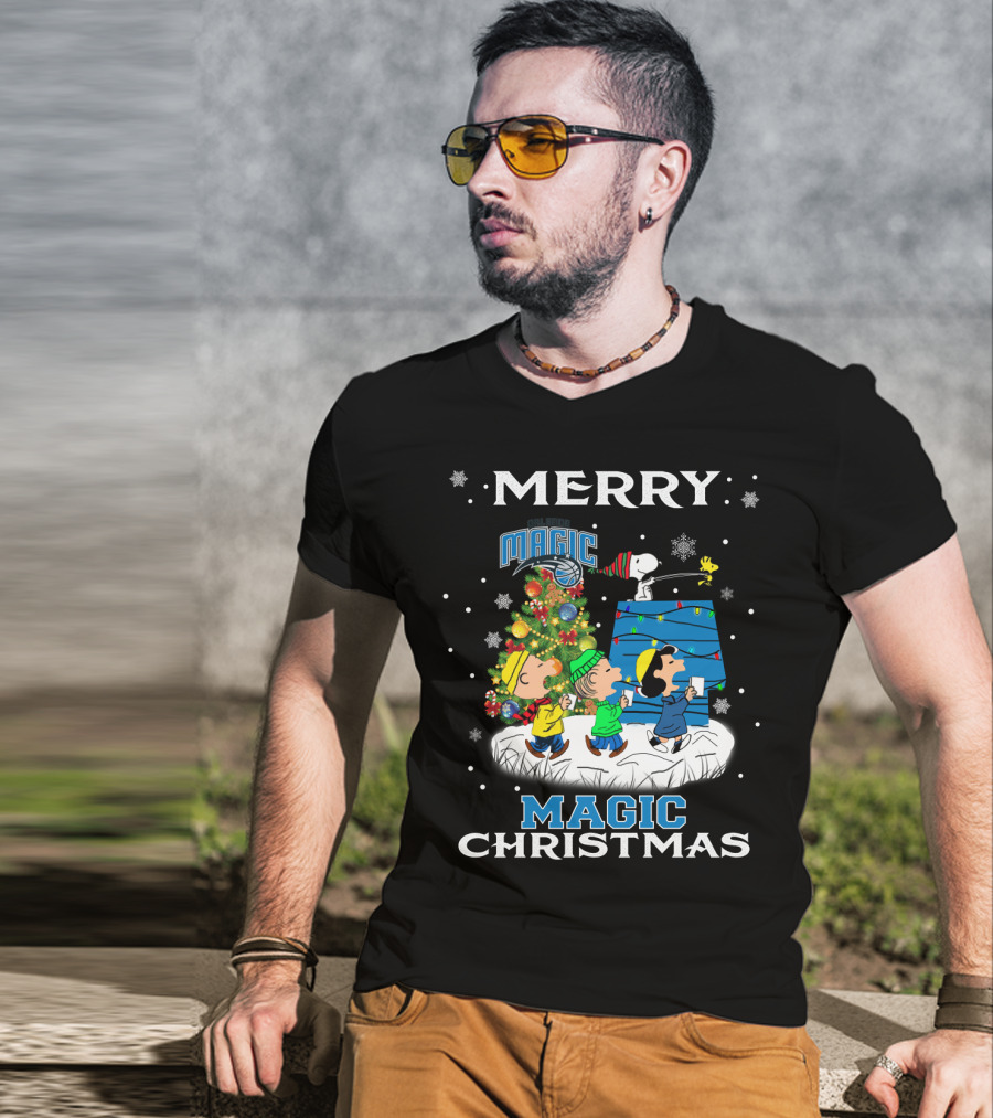 Merry Orlando Magic Christmas Snoopy And Friends Holiday Fun T-Shirt