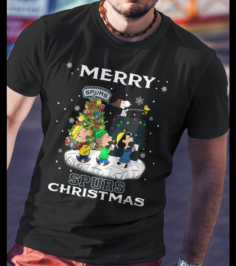 Merry San Antonio Spurs Christmas Snoopy And Peanuts Caroling T-Shirt