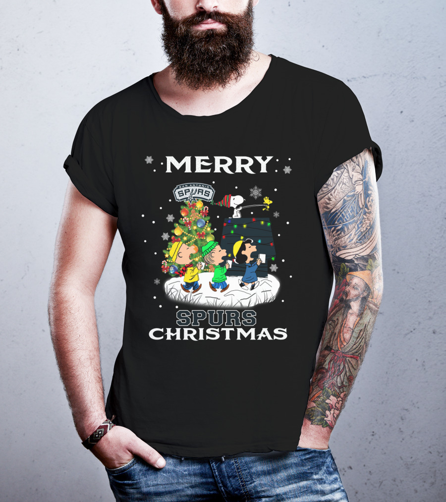 Merry San Antonio Spurs Christmas Snoopy And Peanuts Caroling T-Shirt