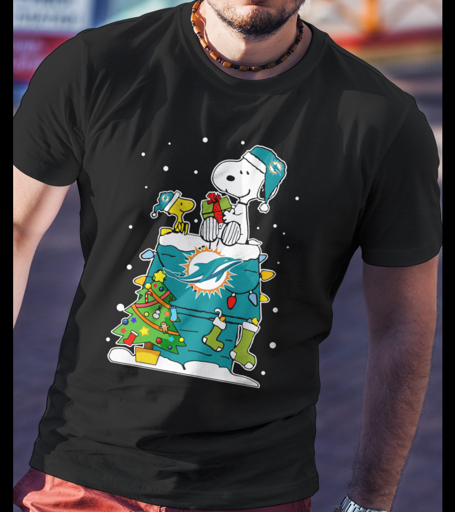 Miami Dolphins Snoopy Christmas Peanuts Fan Collection T-Shirt